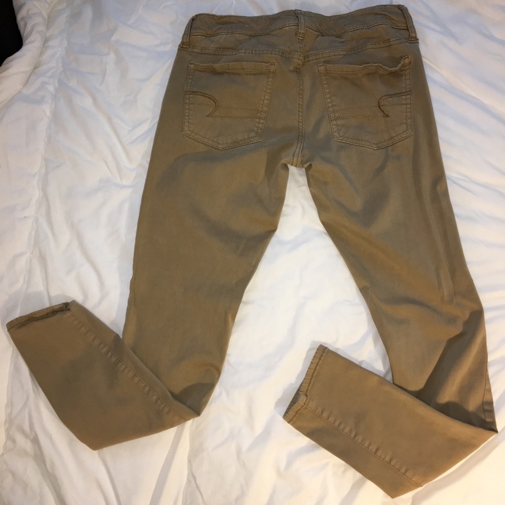 American Eagle Outfitters skinny khaki pants